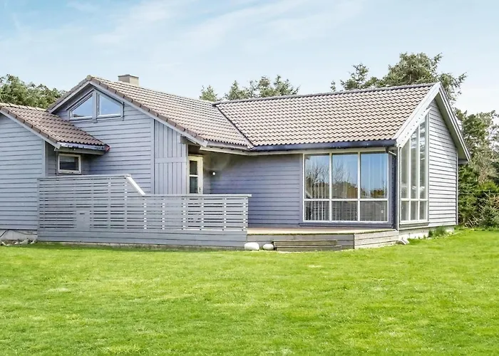 5 Bedroom Lovely Home In Kleppe Orre photo