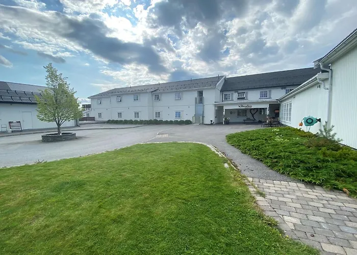 Skaslien Hotel & Guesthouse Kirkenaer photo