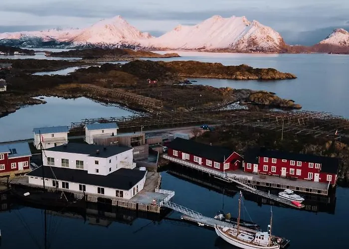 Solsiden Brygge Rorbuer Hotel Ballstad photo