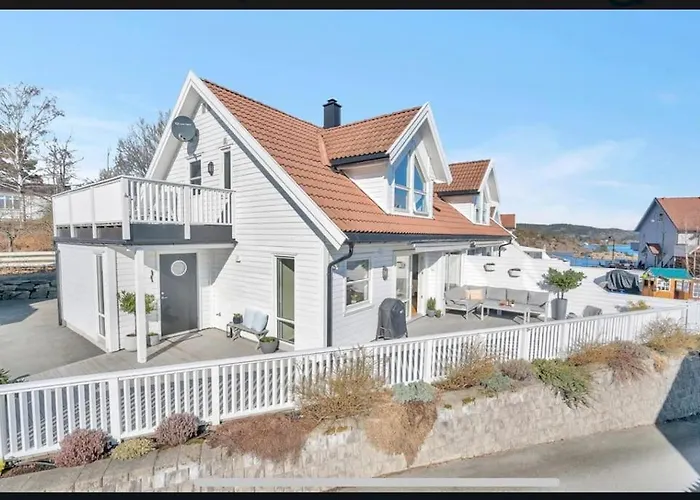 Nydelig Hus Med Utsikt Villa Kristiansand photo