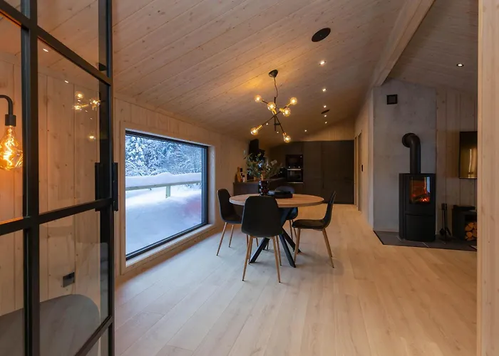 High Standard Cabin Close To The Fla City Center photo