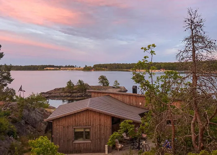 4 Bedroom Lovely Home In Fevik φωτογραφία