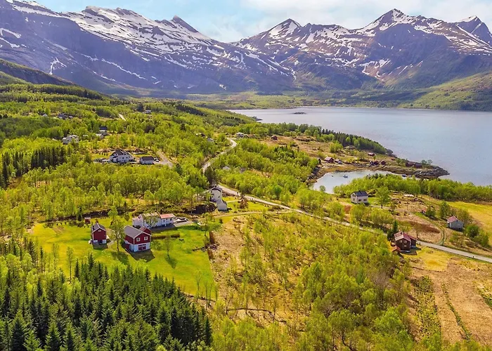 8 Person Holiday Home In Inndyr foto