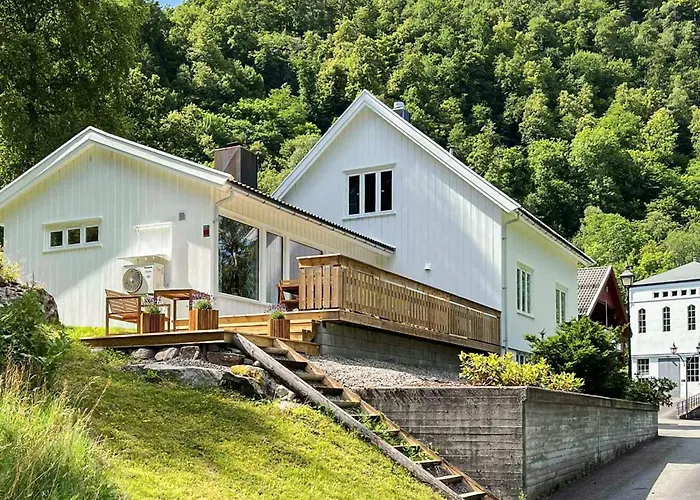 8 Person Holiday Home In Lindesnes Tryland photo