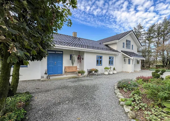 Фото Luxurious Home In Kleppe With Wifi Orre