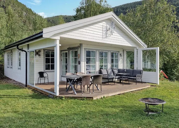 2 Bedroom Nice Home In Skatval Tilleraune Foto