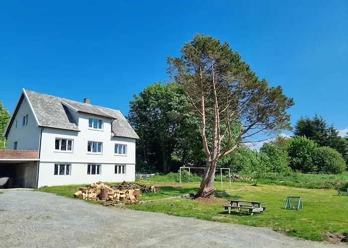 Sommerhus med 4 soverom og sjøutsikt Visnes foto