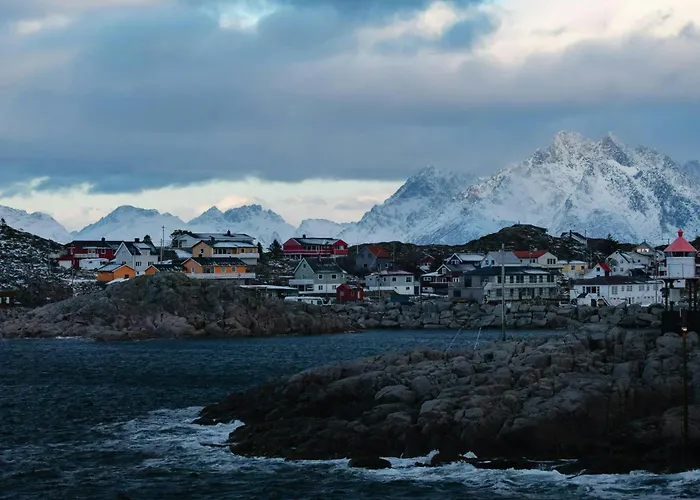 Modern Tinyhouse With Views Over Skrova Harbour Kuholmen照片