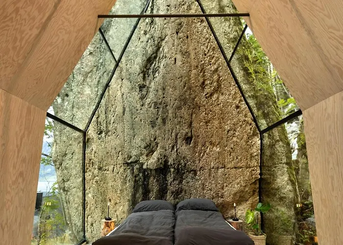 Spectacular Fjord Getaway - The Forge Apartment Leirgulen photo