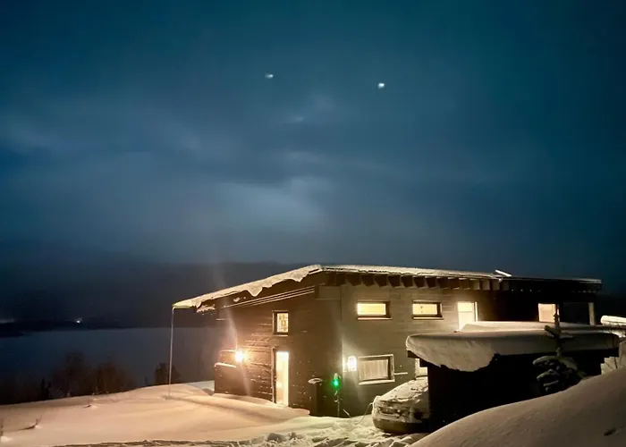 صورة Luxury Arctic Cabin Overbygd