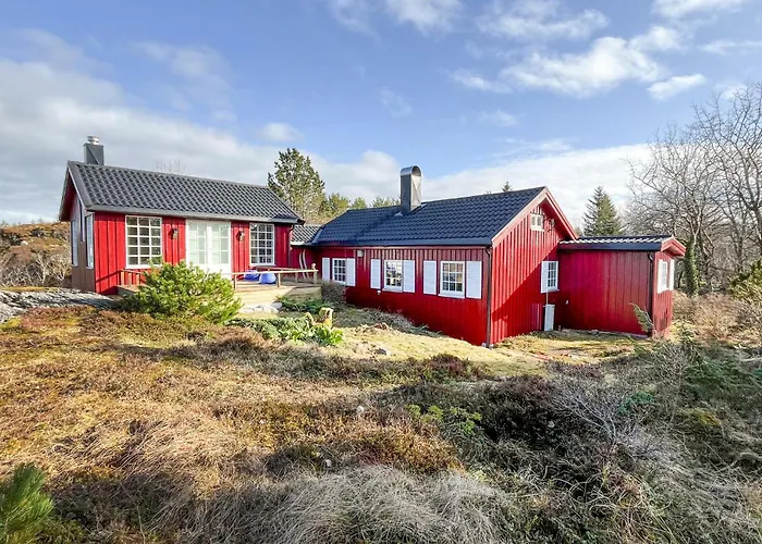2 Bedroom Beautiful Home In Indre Neroy Ottersoy fotoğrafı