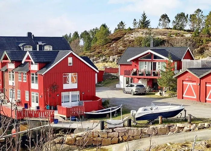 8 Person Holiday Home In Averoy-By Traum Sveggen foto