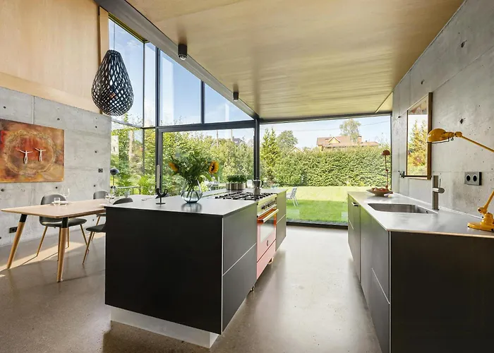 Modern Industrial Dream With Sunny Rooftop Jar Foto