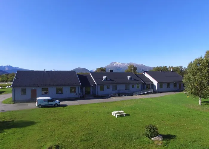 Camp Elvemo By Tjeldsundbrua Hotel Skanland photo